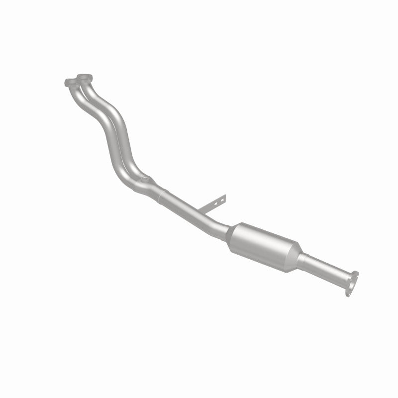 MagnaFlow Alfa Romeo Spider Standard Grade Federal / EPA Compliant Direct-Fit Catalytic Converter 23511 360 Degree Image Set