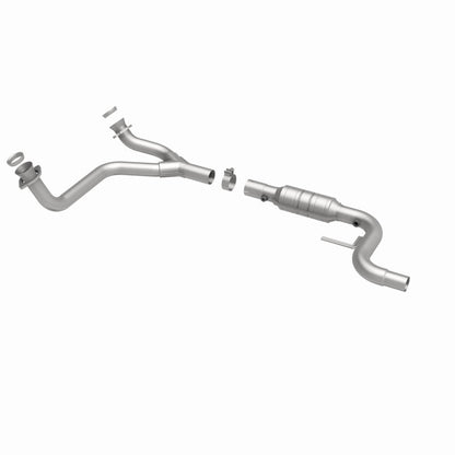 MagnaFlow OEM Grade Federal / EPA Compliant Direct-Fit Catalytic Converter 51090 360 Degree Image Set