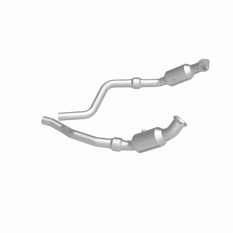 MagnaFlow Standard Grade Federal / EPA Compliant Direct-Fit Catalytic Converter 16421 360 Degree Image Set
