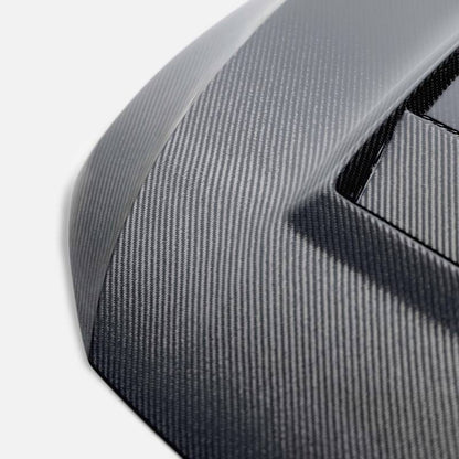 Seibon 22-23 Volkswagen Golf GTI/R Carbon Fiber Hood HD22VWG8-DV User 1