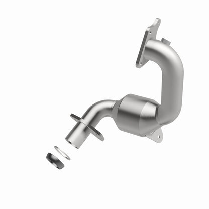 MagnaFlow Nissan Juke OEM Grade Federal / EPA Compliant Direct-Fit Catalytic Converter 52438 360 Degree Image Set