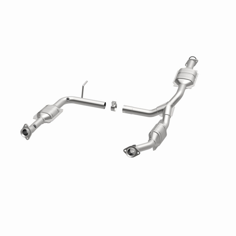 MagnaFlow HM Grade Federal / EPA Compliant Direct-Fit Catalytic Converter 93372 360 Degree Image Set