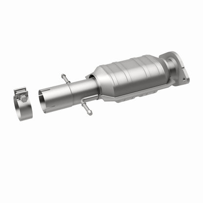 MagnaFlow OEM Grade Federal / EPA Compliant Direct-Fit Catalytic Converter 51913 360 Degree Image Set