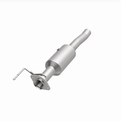 Magnaflow 18-19 Ford F-450 Super Duty V10 6.8L Underbody Direct Fit Catalytic Converter 280439 280439 360 Degree Image Set