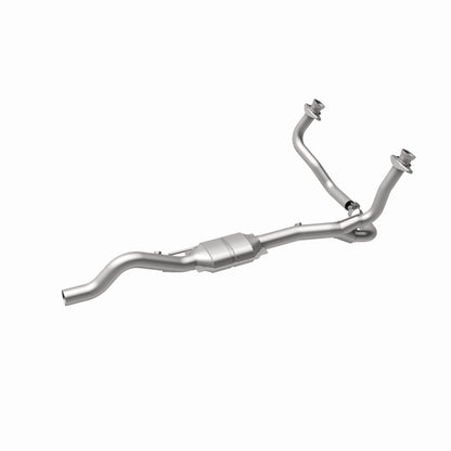 MagnaFlow Dodge Durango OEM Grade Federal / EPA Compliant Direct-Fit Catalytic Converter 49472 360 Degree Image Set
