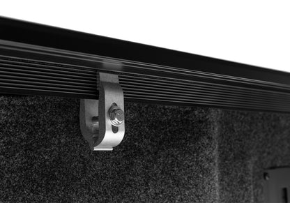 Truxedo Lo Pro 17-19 Ford F-250/F-350/F-450 Super Duty 8'2" Bed 579601 Photo - Close Up