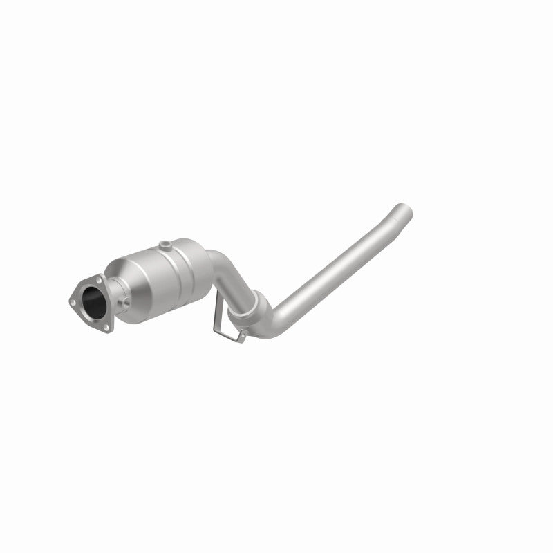 MagnaFlow Audi A4 Quattro OEM Grade Federal / EPA Compliant Direct-Fit Catalytic Converter 51124 360 Degree Image Set