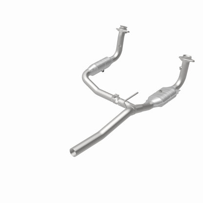 MagnaFlow OEM Grade Federal / EPA Compliant Direct-Fit Catalytic Converter 49187 360 Degree Image Set