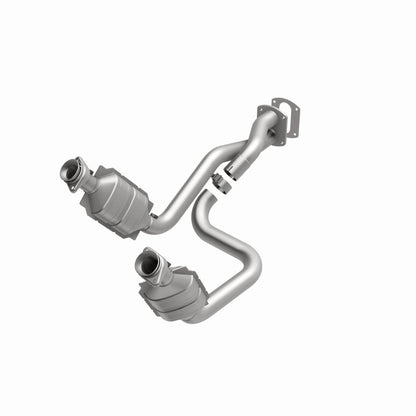 MagnaFlow Ford OEM Grade Federal / EPA Compliant Direct-Fit Catalytic Converter 49911 360 Degree Image Set