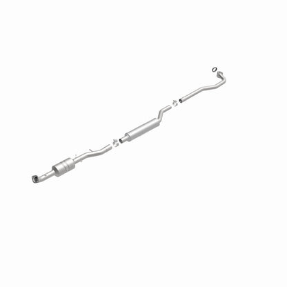 MagnaFlow Mitsubishi Outlander OEM Grade Federal / EPA Compliant Direct-Fit Catalytic Converter 52175 360 Degree Image Set