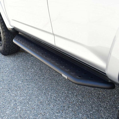 Westin 10-17 Toyota 4Runner Trail / 14-23 SR5/TRD/PRO Outlaw Running Boards 28-32165 28-32165 Photo - lifestyle view