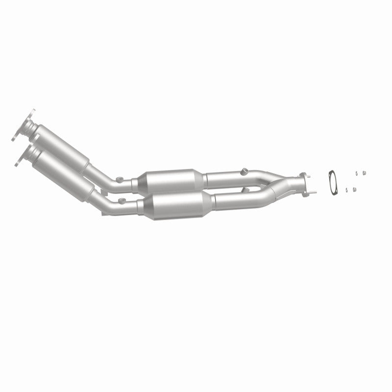 MagnaFlow Volvo S80 California Grade CARB Compliant Direct-Fit Catalytic Converter 4481156 360 Degree Image Set