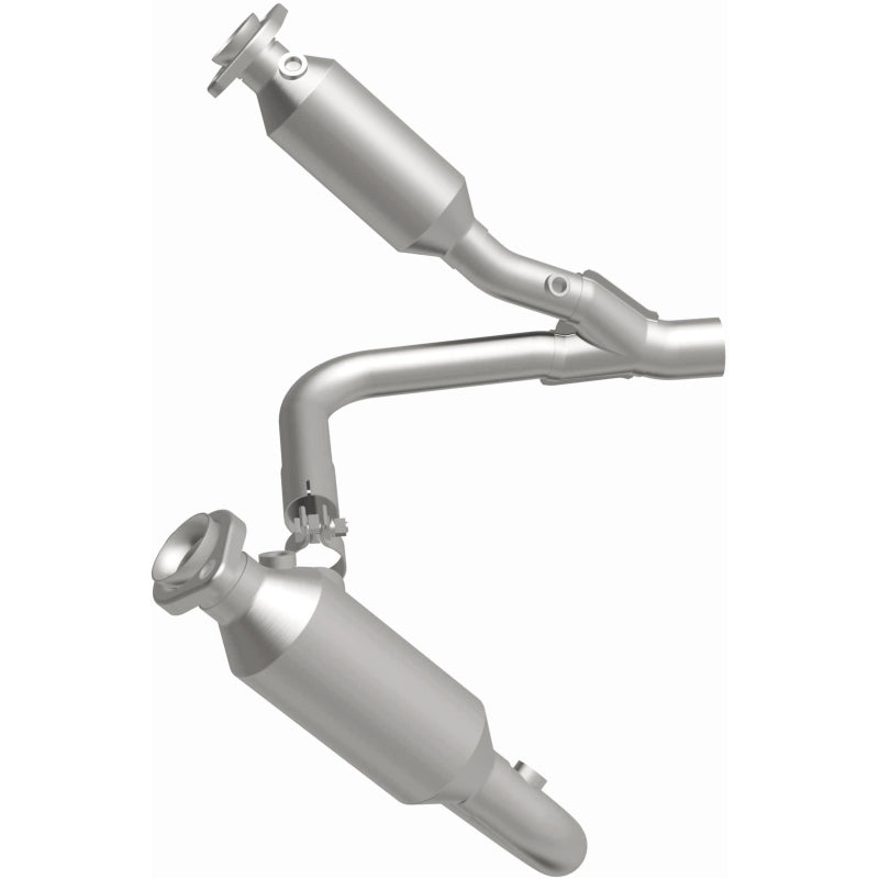 MagnaFlow California Grade CARB Compliant Direct-Fit Catalytic Converter 5551832 Photo - out of package