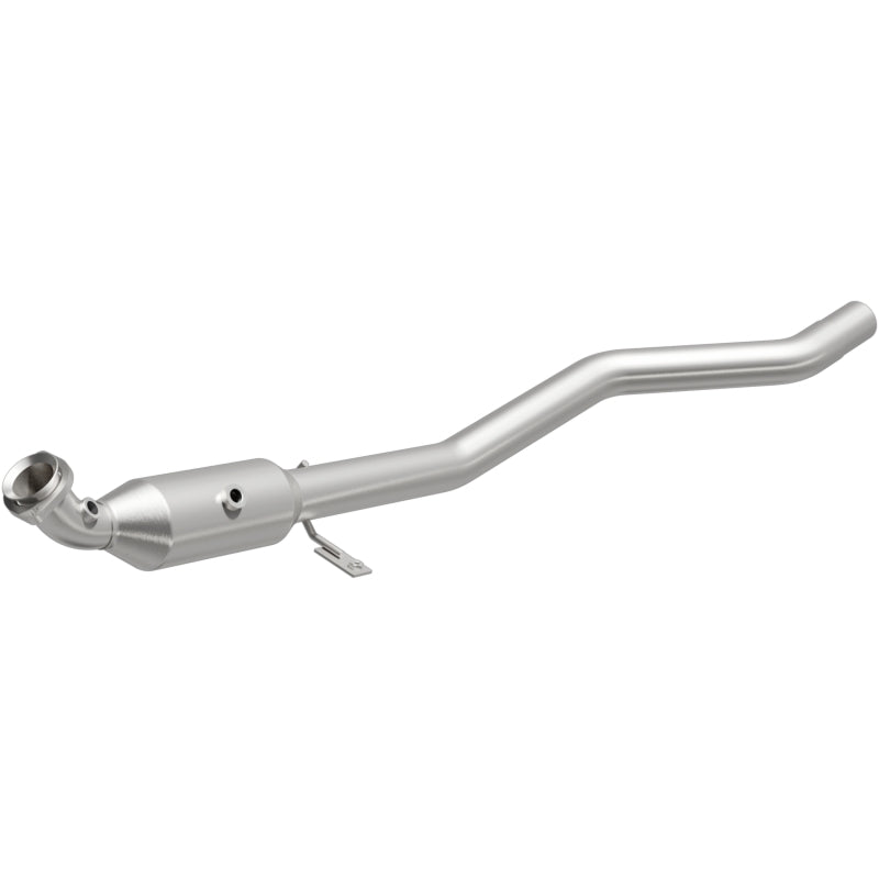 MagnaFlow Mercedes-Benz OEM Grade Federal / EPA Compliant Direct-Fit Catalytic Converter 52173 Photo - Primary