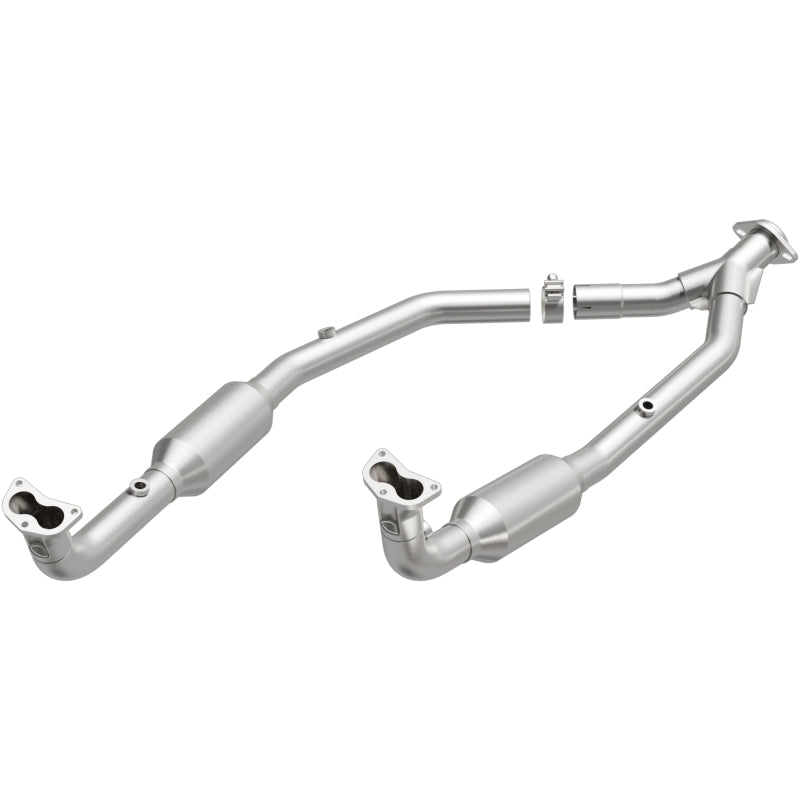MagnaFlow Land Rover Discovery California Grade CARB Compliant Direct-Fit Catalytic Converter 4551028 Photo - Primary