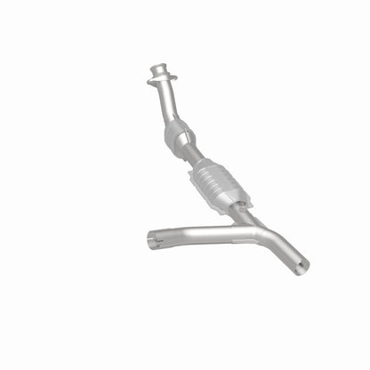 MagnaFlow Ford HM Grade Federal / EPA Compliant Direct-Fit Catalytic Converter 93151 360 Degree Image Set