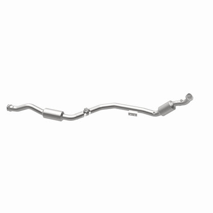 MagnaFlow Mercedes-Benz E350 California Grade CARB Compliant Direct-Fit Catalytic Converter 5411639 360 Degree Image Set