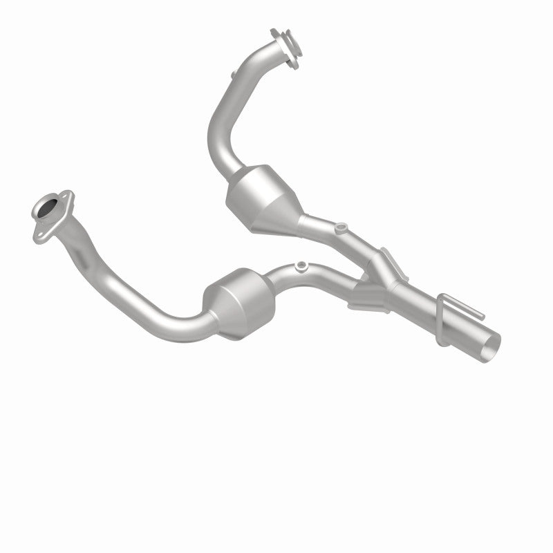 MagnaFlow Jeep Grand Cherokee HM Grade Federal / EPA Compliant Direct-Fit Catalytic Converter 23067 360 Degree Image Set