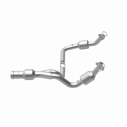 MagnaFlow California Grade CARB Compliant Direct-Fit Catalytic Converter 5582616 360 Degree Image Set