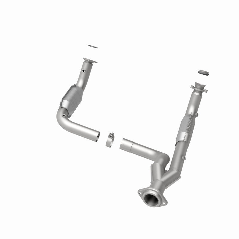 MagnaFlow Hummer H2 OEM Grade Federal / EPA Compliant Direct-Fit Catalytic Converter 49679 360 Degree Image Set