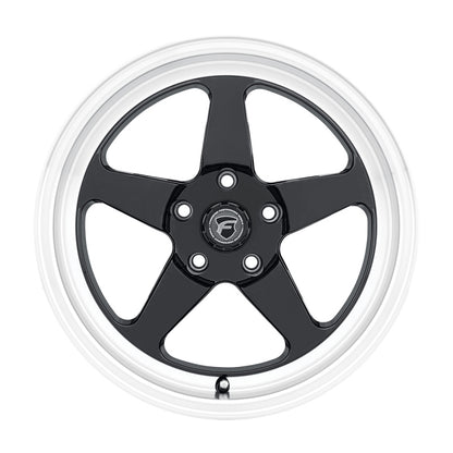 Forgestar D5 18x5.0 / 5x115 BP / ET-37 / 1.5in BS Gloss Black Wheel F0918C071N37 F0918C071N37 Photo - Primary