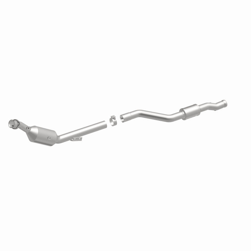Magnaflow 07-11 Mercedes-Benz S550 5.5L Direct Fit Converter 5561570 5561570 360 Degree Image Set