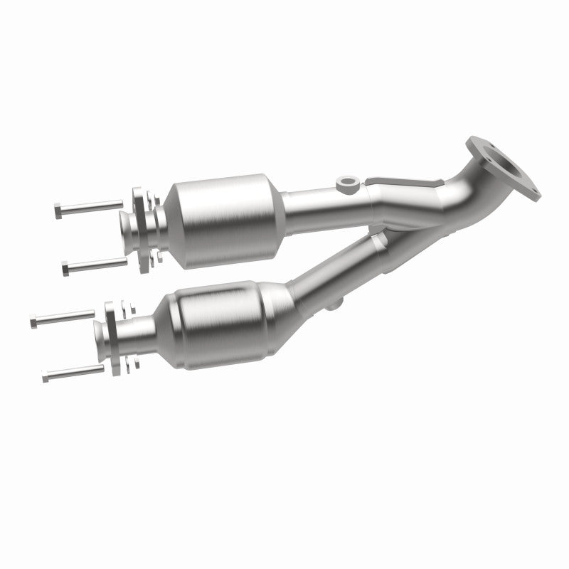 MagnaFlow Jeep Cherokee OEM Grade Federal / EPA Compliant Direct-Fit Catalytic Converter 49465 360 Degree Image Set
