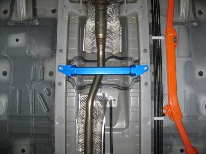 Cusco Power Brace Floor Center Toyota Prius C Aqua 949 492 C 949 492 C User 1