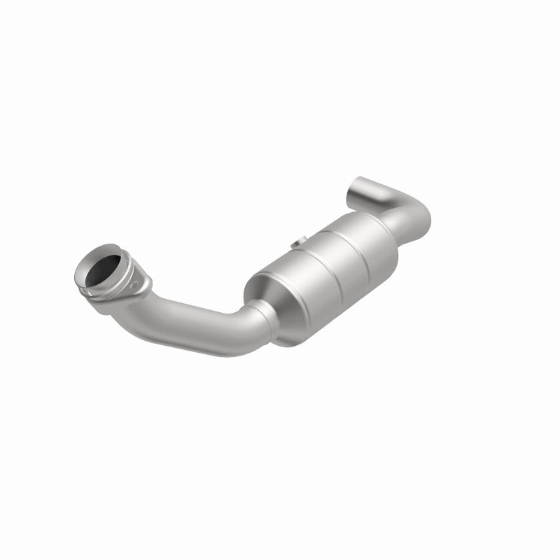 MagnaFlow Ford F-150 HM Grade Federal / EPA Compliant Direct-Fit Catalytic Converter 93123 360 Degree Image Set