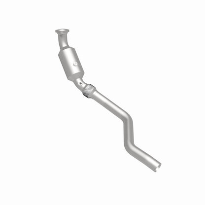 MagnaFlow California Grade CARB Compliant Direct-Fit Catalytic Converter 5561244 360 Degree Image Set