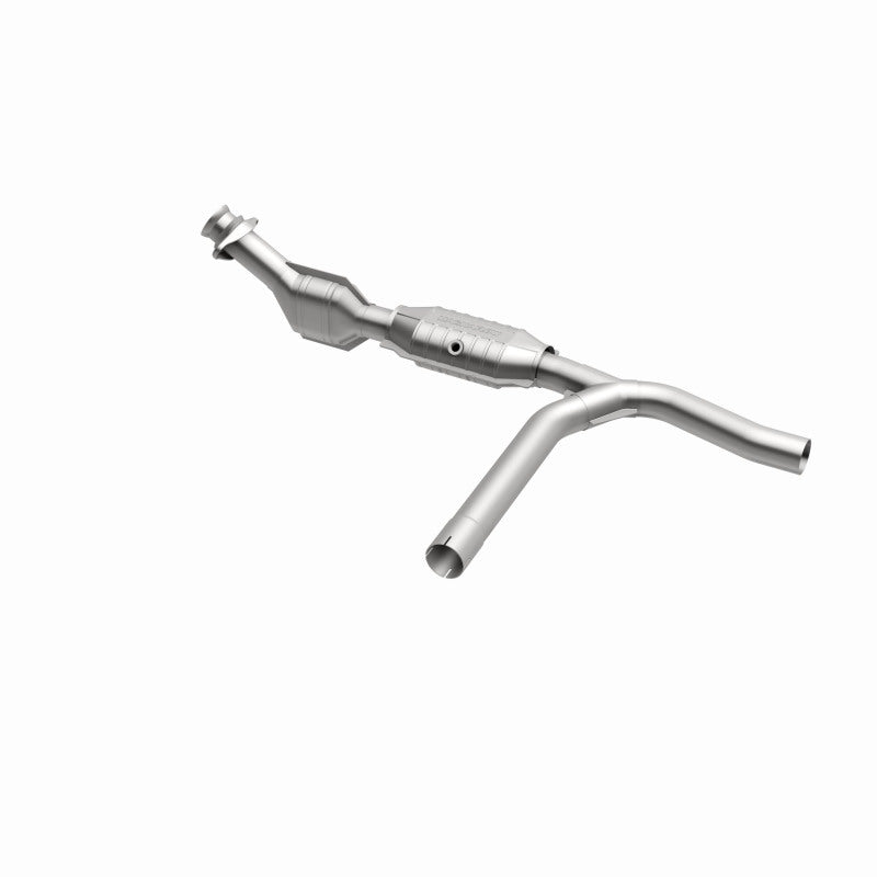 MagnaFlow Ford F-150 California Grade CARB Compliant Direct-Fit Catalytic Converter 447146 360 Degree Image Set