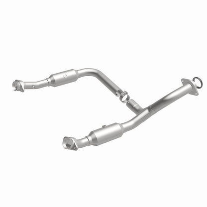 MagnaFlow California Grade CARB Compliant Direct-Fit Catalytic Converter 5451672 360 Degree Image Set