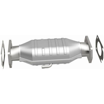 MagnaFlow Standard Grade Federal / EPA Compliant Direct-Fit Catalytic Converter 93940 Photo - out of package
