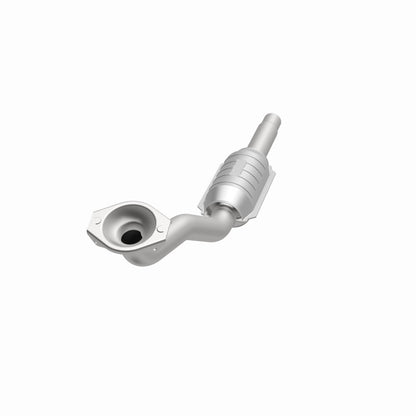 MagnaFlow Volkswagen Standard Grade Federal / EPA Compliant Direct-Fit Catalytic Converter 22923 360 Degree Image Set
