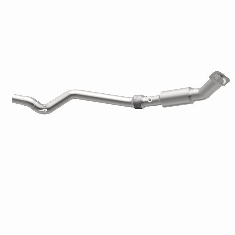 MagnaFlow OEM Grade Federal / EPA Compliant Direct-Fit Catalytic Converter 21-540 360 Degree Image Set