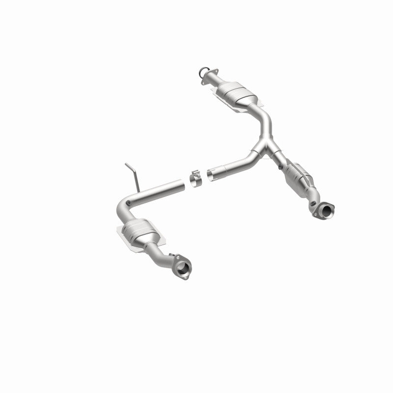 MagnaFlow HM Grade Federal / EPA Compliant Direct-Fit Catalytic Converter 93372 360 Degree Image Set