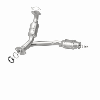 MagnaFlow Mitsubishi Montero HM Grade Federal / EPA Compliant Direct-Fit Catalytic Converter 24233 360 Degree Image Set