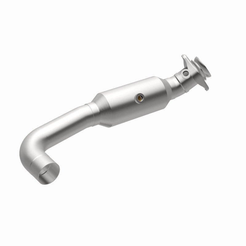 MagnaFlow Ford F-150 OEM Grade Federal / EPA Compliant Direct-Fit Catalytic Converter 21-467 360 Degree Image Set