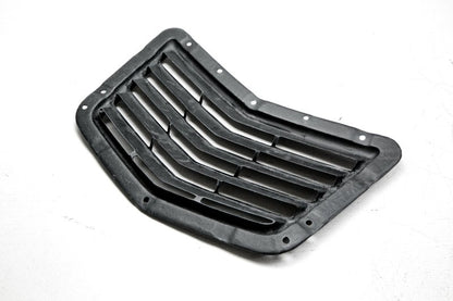 Anderson Composites 14+ Chevrolet Corvette C7 Stingray Hood Vent AC-HDS14CHC7-OE AC-HDS14CHC7-OE User 4