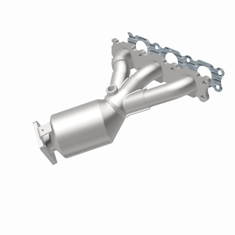 MagnaFlow Volvo XC90 OEM Grade Federal / EPA Compliant Manifold Catalytic Converter 52131 360 Degree Image Set