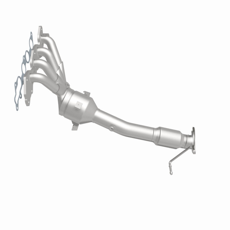 MagnaFlow Mazda 3 California Grade CARB Compliant Manifold Catalytic Converter 5531802 360 Degree Image Set