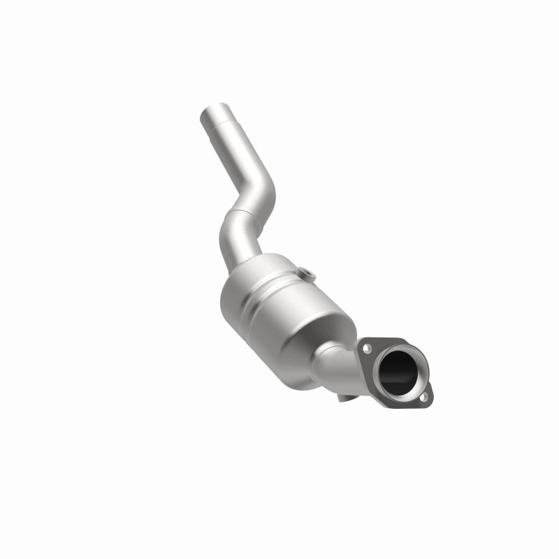 MagnaFlow Jaguar OEM Grade Federal / EPA Compliant Direct-Fit Catalytic Converter 51948 360 Degree Image Set
