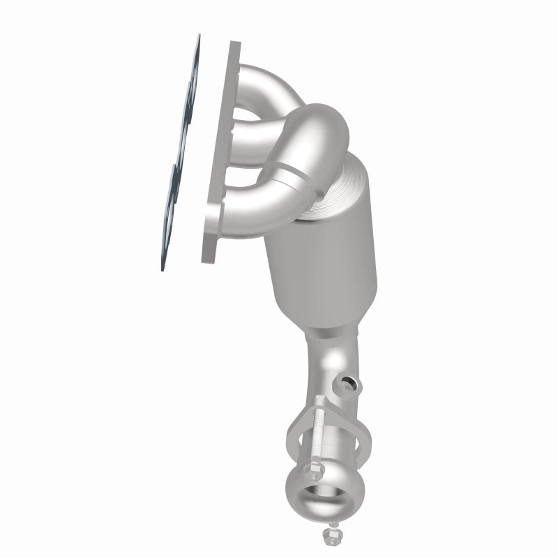 Magnaflow 2004 Ford Escape 3.0L Direct Fit Converter 4583370 4583370 360 Degree Image Set