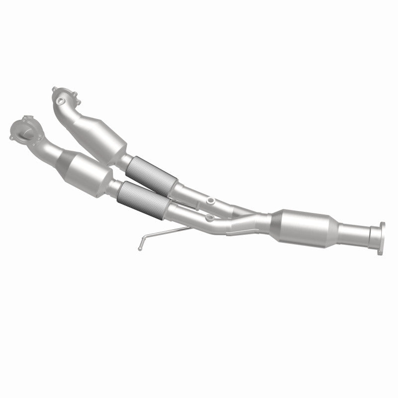 MagnaFlow Volvo S80 OEM Grade Federal / EPA Compliant Direct-Fit Catalytic Converter 52160 360 Degree Image Set