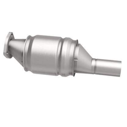 MagnaFlow Volkswagen HM Grade Federal / EPA Compliant Direct-Fit Catalytic Converter 22952 360 Degree Image Set