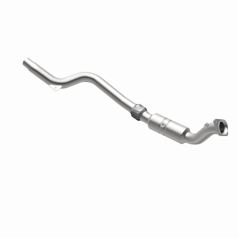 MagnaFlow California Grade CARB Compliant Direct-Fit Catalytic Converter 5561101 360 Degree Image Set