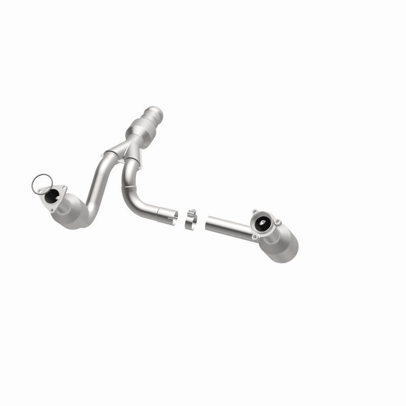 MagnaFlow OEM Grade Federal / EPA Compliant Direct-Fit Catalytic Converter 52617 360 Degree Image Set