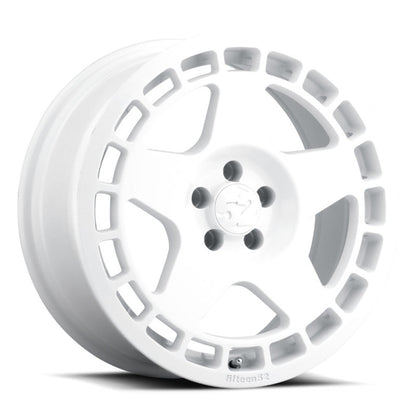 fifteen52 Turbomac Rally White (Gloss White) Wheel 17x7.5 +40 5x112 TURRW-77551+40 Photo - Primary