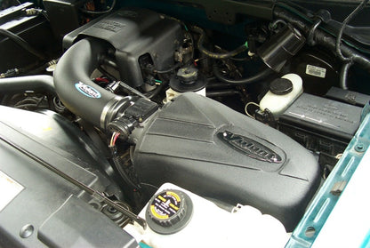 Volant 97-00 Ford Expedition 4.6 V8 PowerCore Closed Box Air Intake System 198546 Photo - Mounted