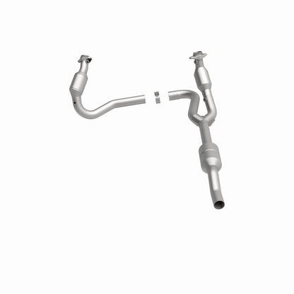 MagnaFlow Dodge Ram 1500 OEM Grade Federal / EPA Compliant Direct-Fit Catalytic Converter 49554 360 Degree Image Set